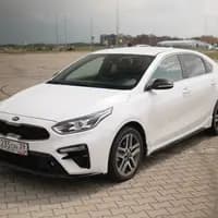 Kia Cerato GT  1