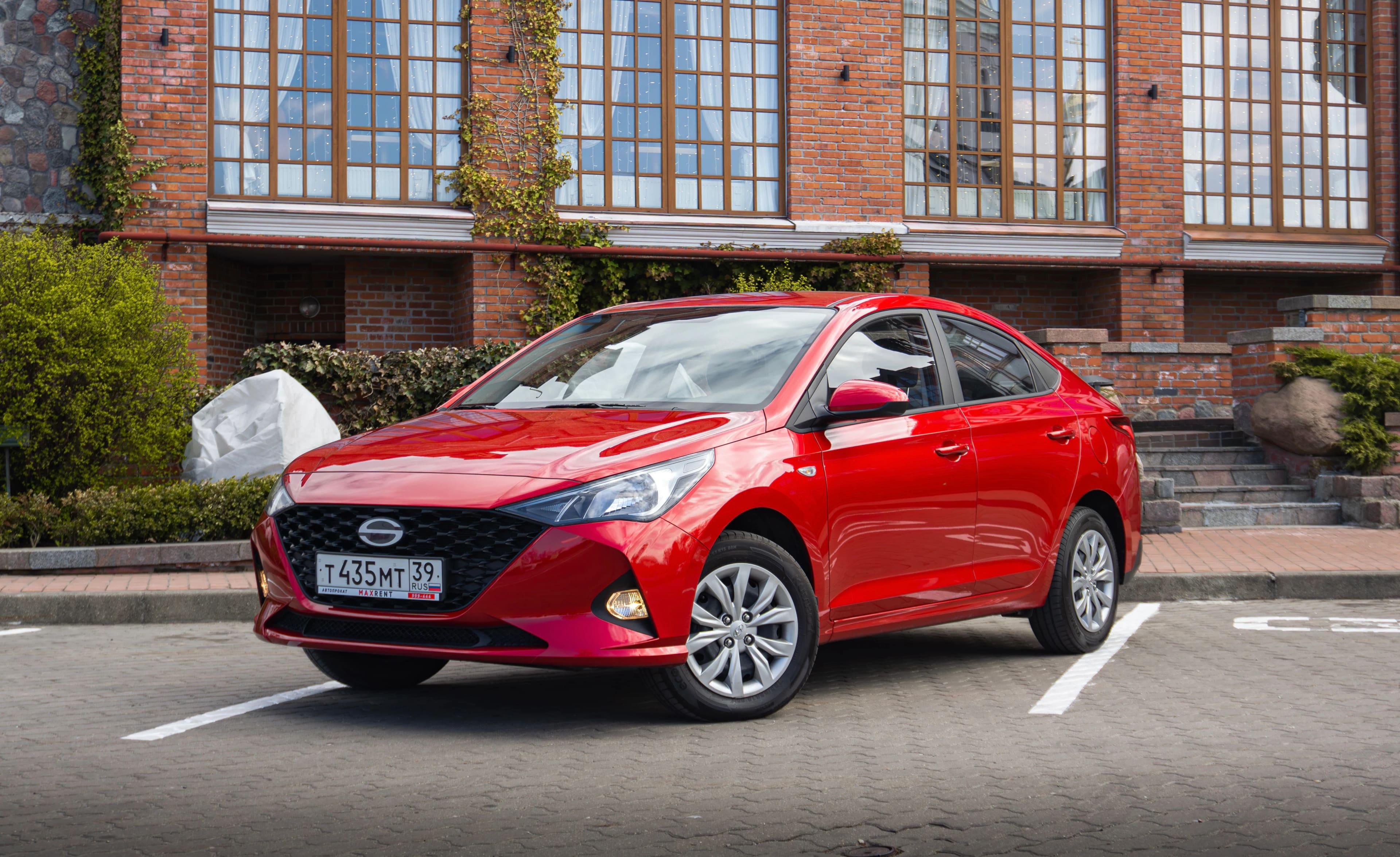Hyundai Solaris HS
